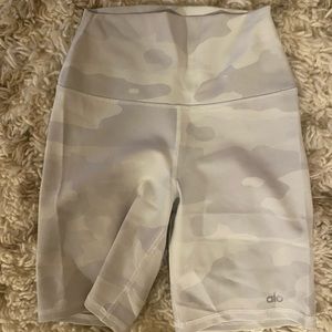 Alo Biker Shorts